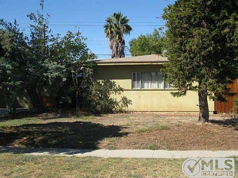 2nd image of 8815 Conway Dr