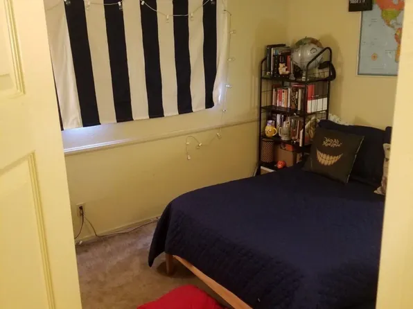 882 Victor Ave APT 32, Inglewood, CA 90302