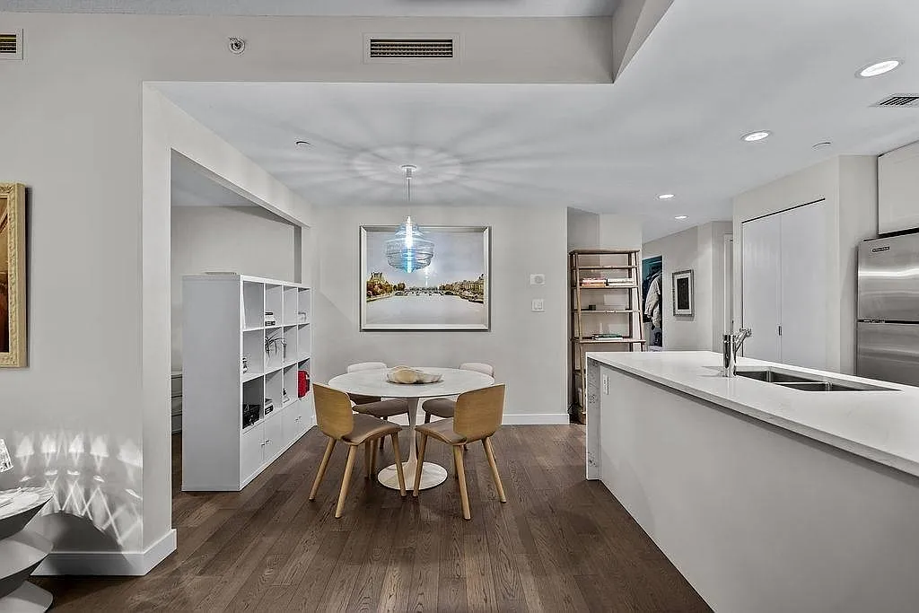 1 bed, 800 sqft, $3,500 — Photo 3