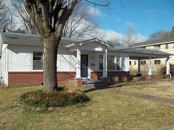 137 Beaumont St Martin TN 38237 Zillow