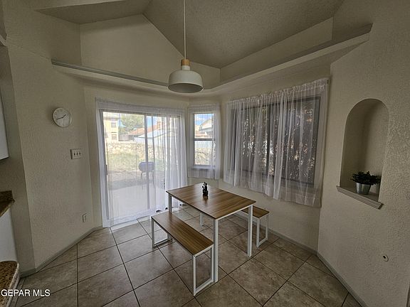 4th image of 4709 Loma De Plata Dr