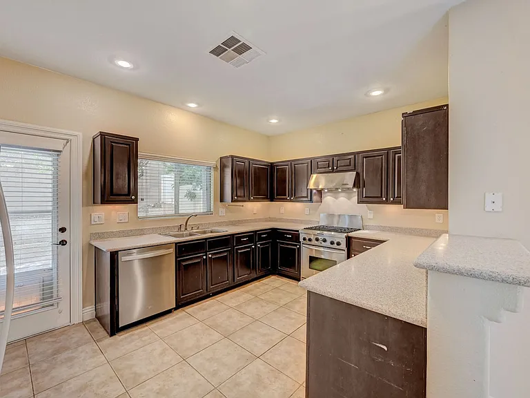 8365 Teton Crest Pl — Photo 12