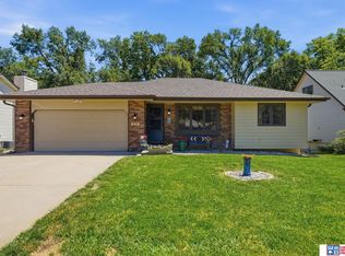 6110 S 53rd St, Lincoln, NE 68516