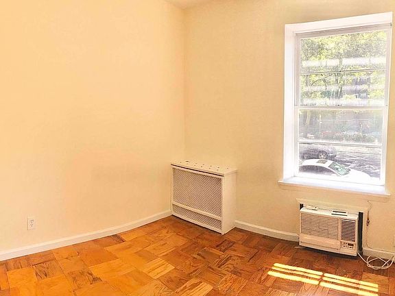 5th image of 335 W 29th St APT D
