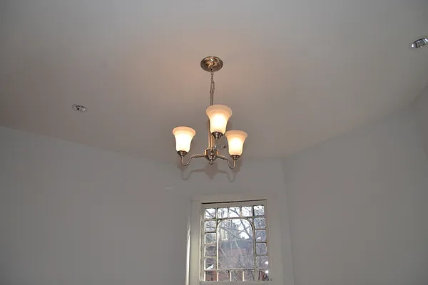 Rented by MNS | media 9