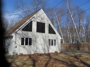 4 Maple Ln, Leicester, MA 01524