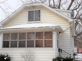 16 1/2 Moross St, Mount Clemens, MI 48043
