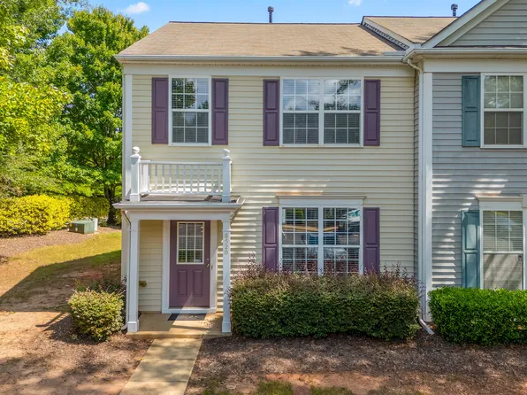 8520 Silhouette Pl, Raleigh, NC 27613