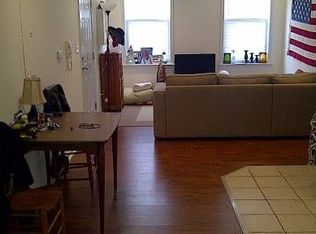 911 N 15th St, Philadelphia, PA 19130
