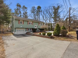 41 Bridge St, Tewksbury, MA 01876
