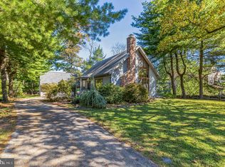 29 Dogwood Ln, Aston, PA 19014