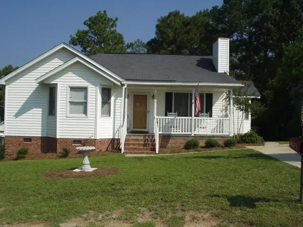 2006 Gantt St, Cayce, SC 29033