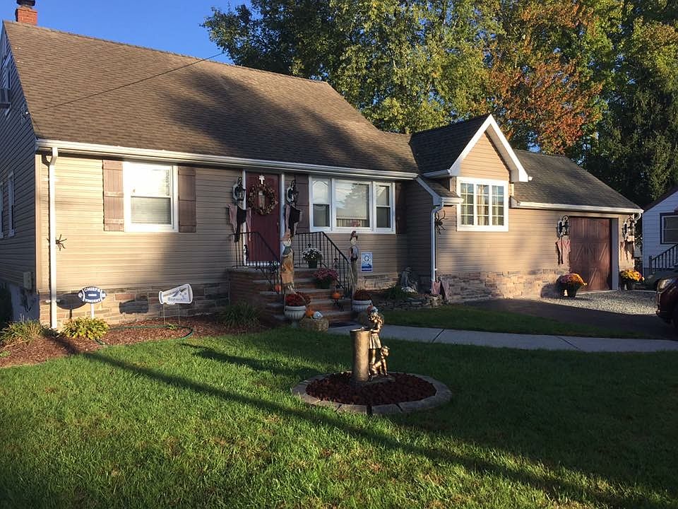1st image of 43 Richard Ave