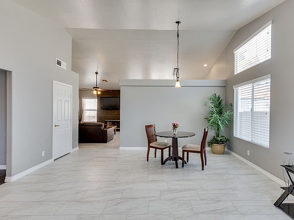 5th image of 5812 Briar Rose Ln