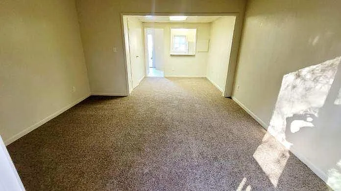 3949 Keswick Pl — Photo 6