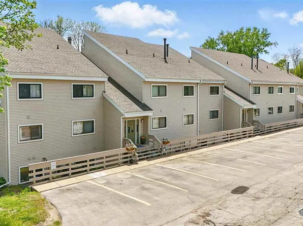 215 40th Street Dr SE APT 304, Cedar Rapids, IA 52403