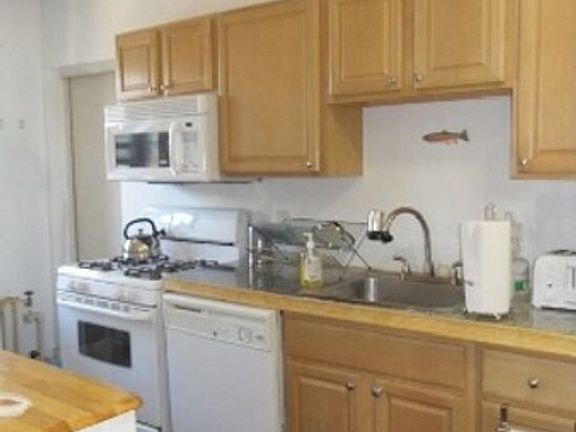 5th image of 444 Park Dr #193