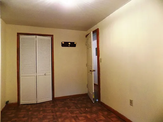 Rented by Blue Egg Realty Corp | media 25