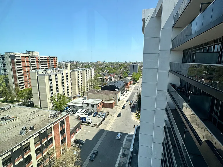 212 King William St #1220 — Photo 22