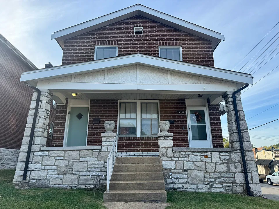 5352 Neosho St #2