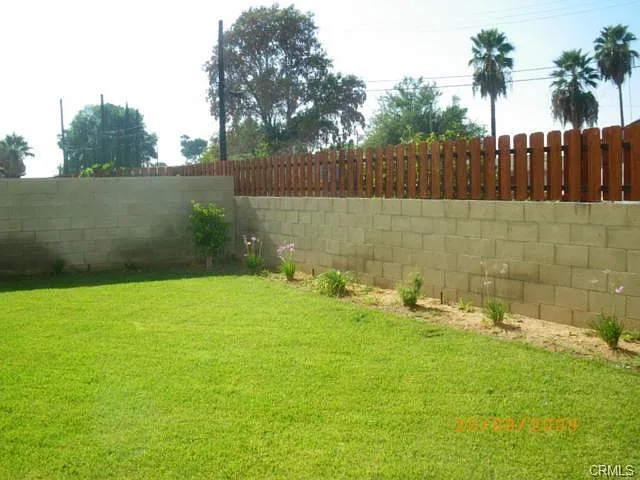 2577 Mountain Ave — Photo 5