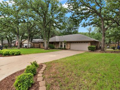1104 Wood Ridge Dr, Azle, TX, 76020