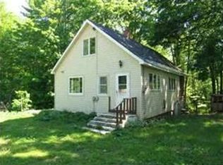 37998 Pike River Rd, Chassell, MI 49916