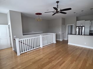 302 Lorch St APT 201, Savannah, GA 31401