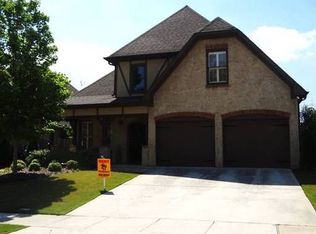 2274 Abbeyglen Cir, Hoover, AL 35226