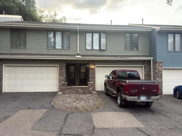 2334 14th St NW, New Brighton, MN 55112