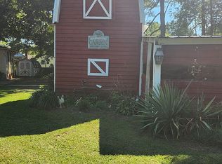 212 S Main St, Clover, VA 24534