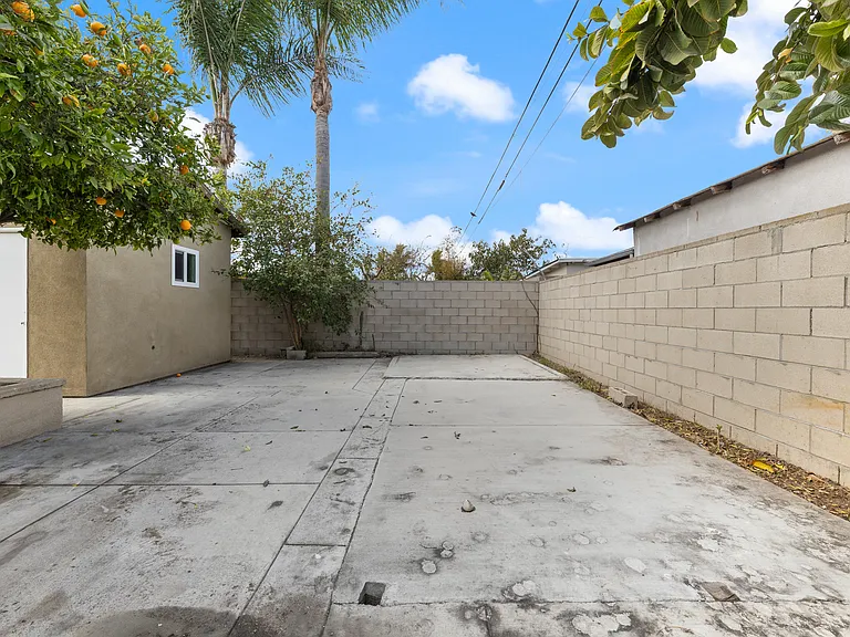 2521 W California St #B — Photo 17