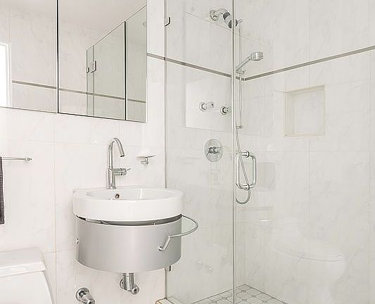 5th image of 82 Irving Pl APT 4A