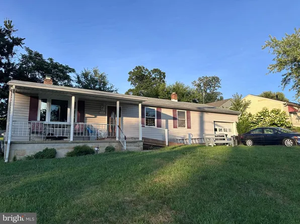3266 Grafton St, Manchester, MD 21102