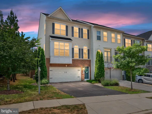 864 Nancy Lynn Ln, Arnold, MD 21012