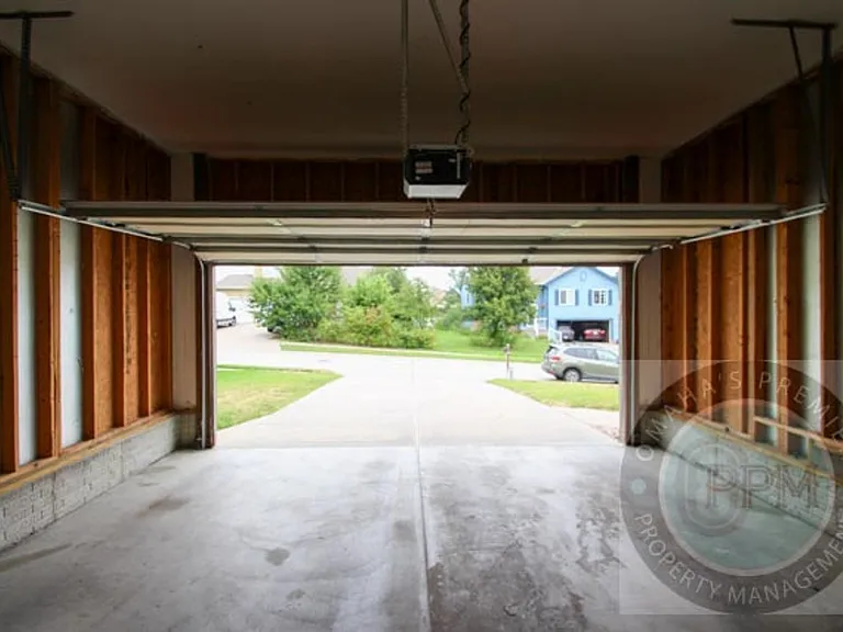 809 Lake Tahoe Dr — Photo 44