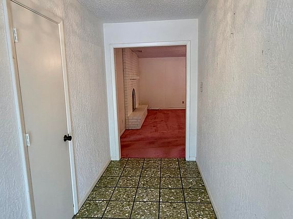 4th image of 2041 Rice Dr