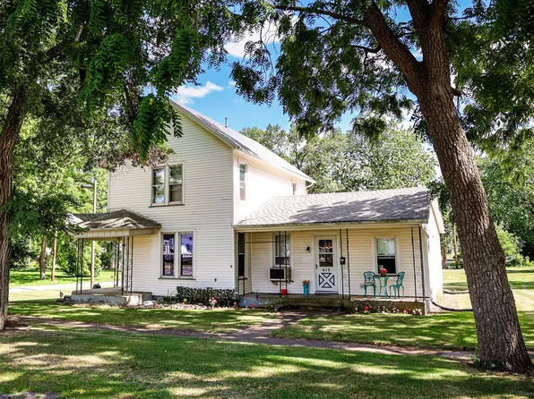 415 E Elm St, Chatsworth, IL 60921
