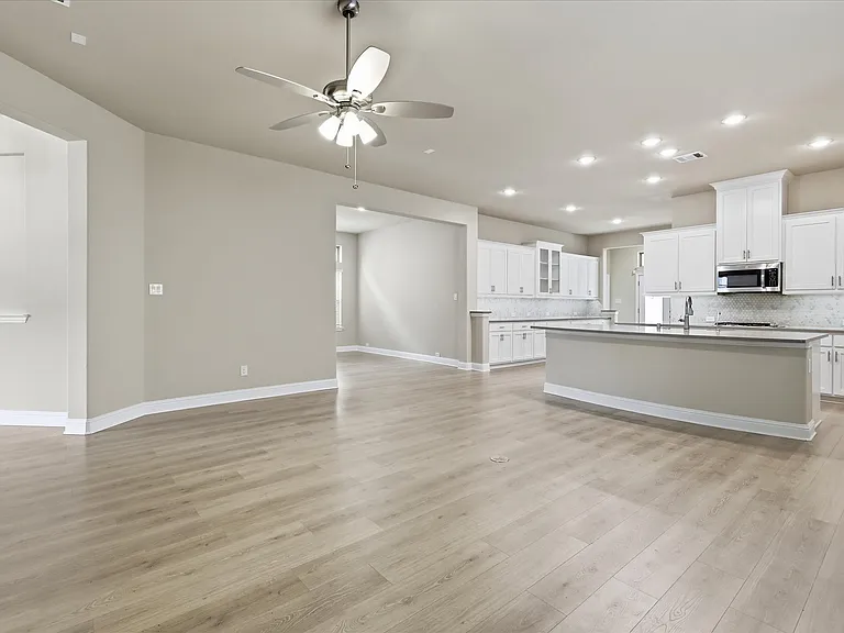 2609 Loxley Dr — Photo 5