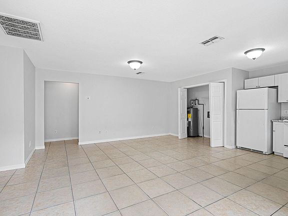 4th image of 3607 N 54th St APT A