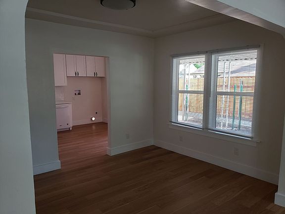 3rd image of 1522 Virginia Ave