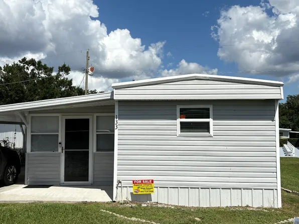 133 Oakhill Ridge Rd, Valrico, FL 33594