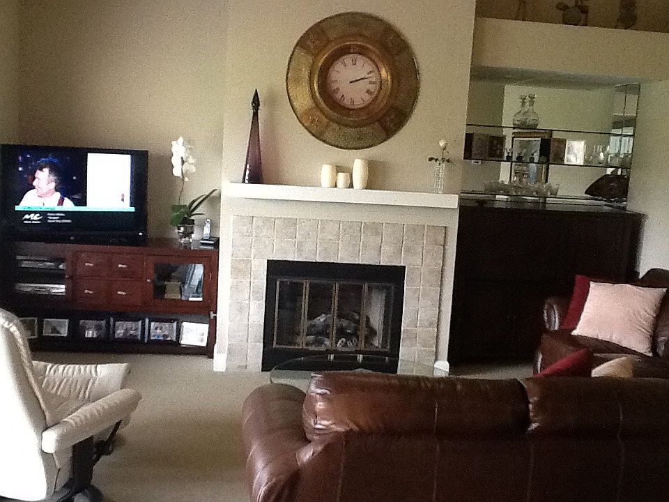 1st image of 42512 Virginia Ave