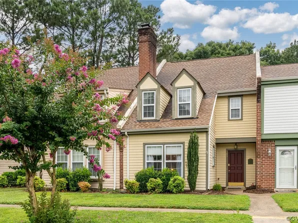 106 Brandywine Rd, Colonial Heights, VA 23834