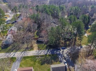 511 Wadsworth Dr, North Chesterfield, VA 23236