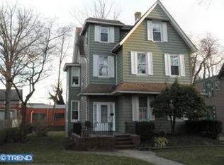 8 W Walnut Ave, Merchantville, NJ 08109