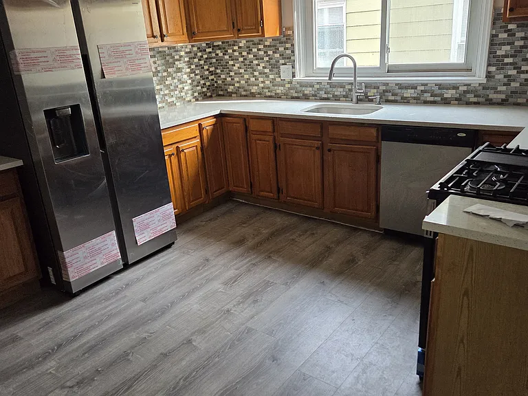 41 Norman Rd #2L — Photo 8