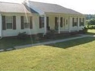 205 Townsend Ln, Erin, TN 37061