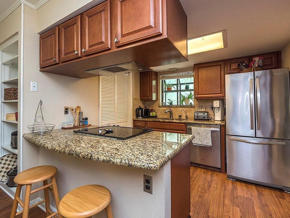 1st image of 1510 W North Loop Blvd APT 723