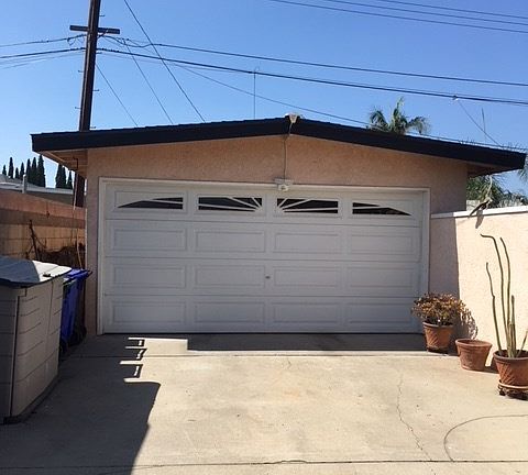 5th image of 10014 Lanett Ave
